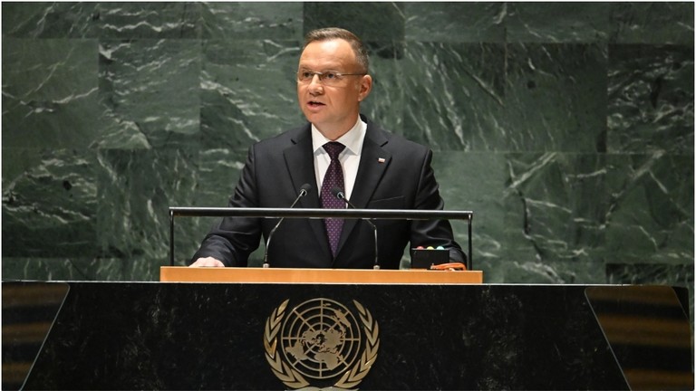 Polish leader makes veiled threat to Ukraine