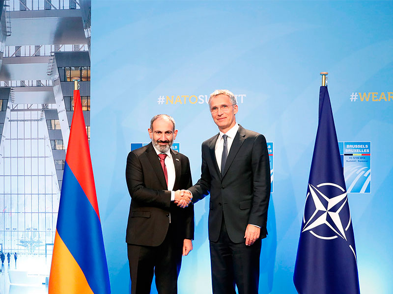Пашинян готов отдать Карабах и юг страны в обмен на базы НАТО на остатках Армении