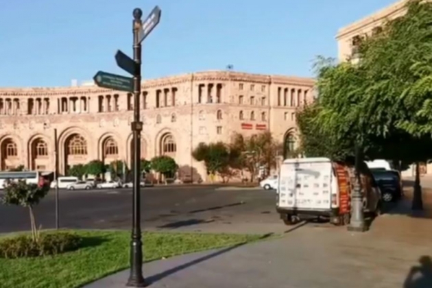 В Ереване силовики зачистили площадь от протестующих и деблокировали российское посольство