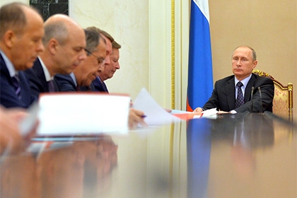Путин рассказал о соперничестве с Западом в военно-технической сфере