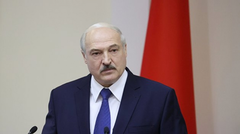 Лукашенко пытается сохранить «многовекторность»