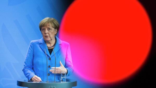 Deutsche Welle: "политическая сказка" Меркель кончилась