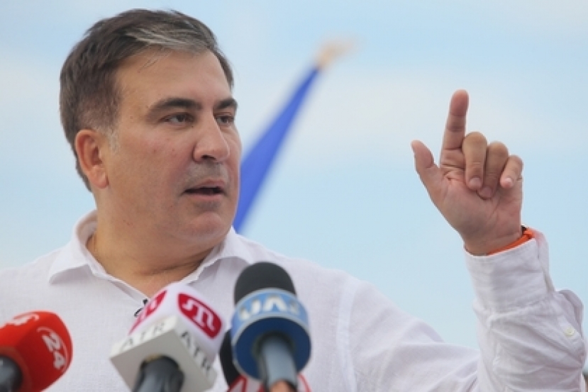 Саакашвили захотел убрать парламент из Киева