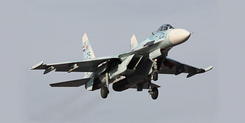 Российский самолет Су-27 упал в Черное море