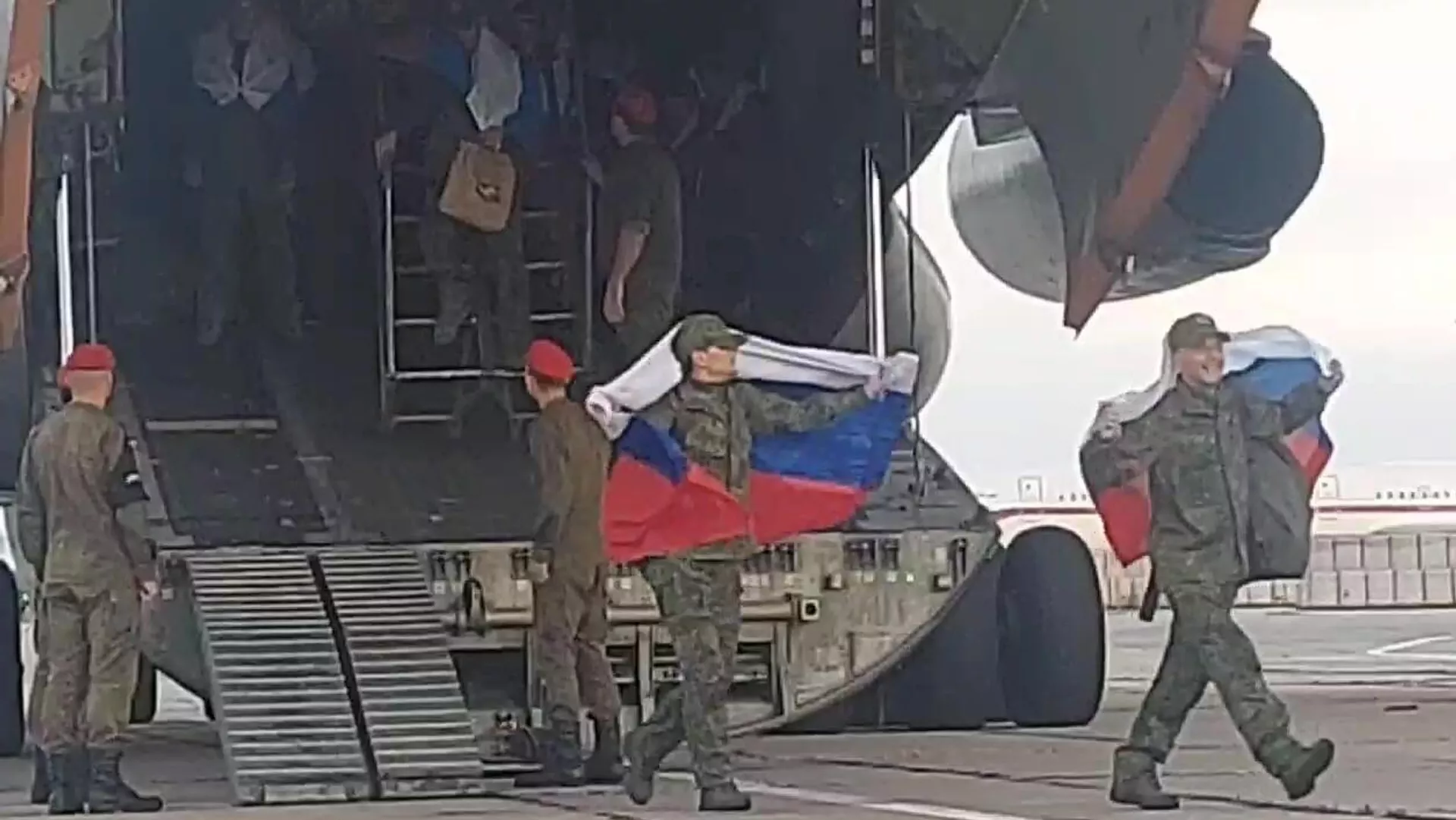 Russia & Ukraine Swap 205 PoWs Each in Latest Exchange