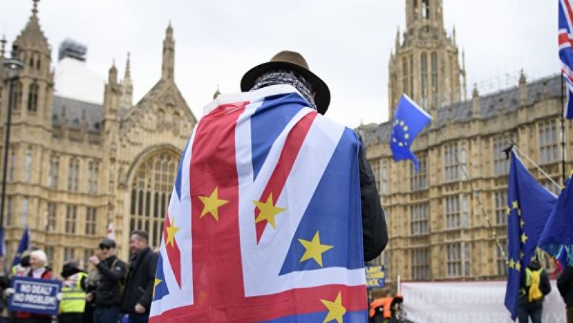 Британия должна выйти из Евросоюза не позднее 18 апреля, заявил глава ЕП