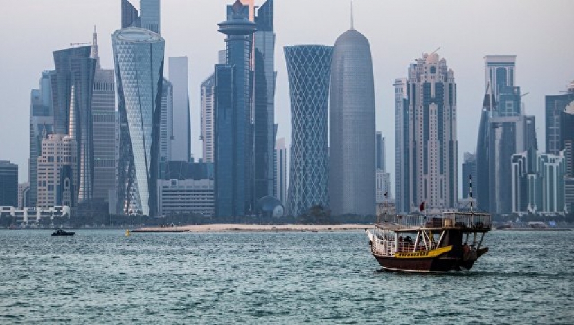 Два катарских танкера не пустили в порт ОАЭ из-за блокады