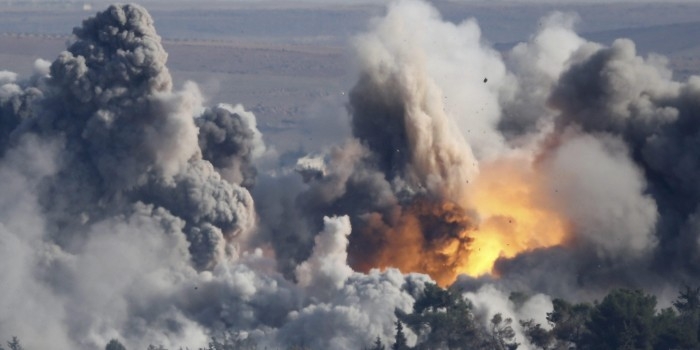 Российские ВКС уничтожили почти тысячу объектов в городе, который штурмует Турция