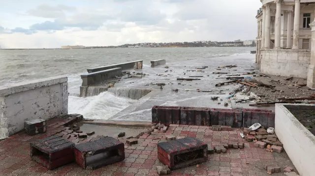 В Крыму полностью восстановили водоснабжение после мощного шторма