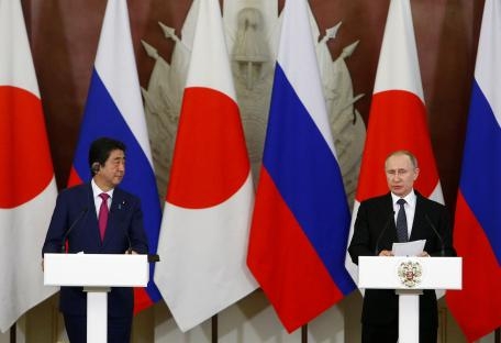 Russia-Japan summit: Putin, Abe inch closer towards normalizing ties