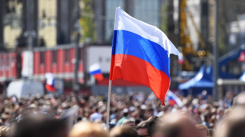 Суд отменил разрешение на демонстрацию флагов России и СССР 9 мая в Берлине