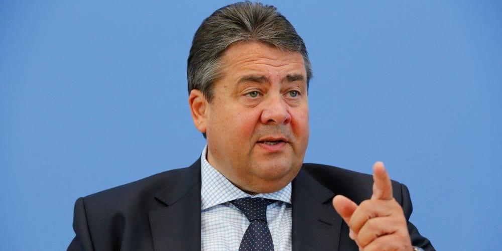 Посла Украины в Германии Мельника обвинили в распространении теории заговоров