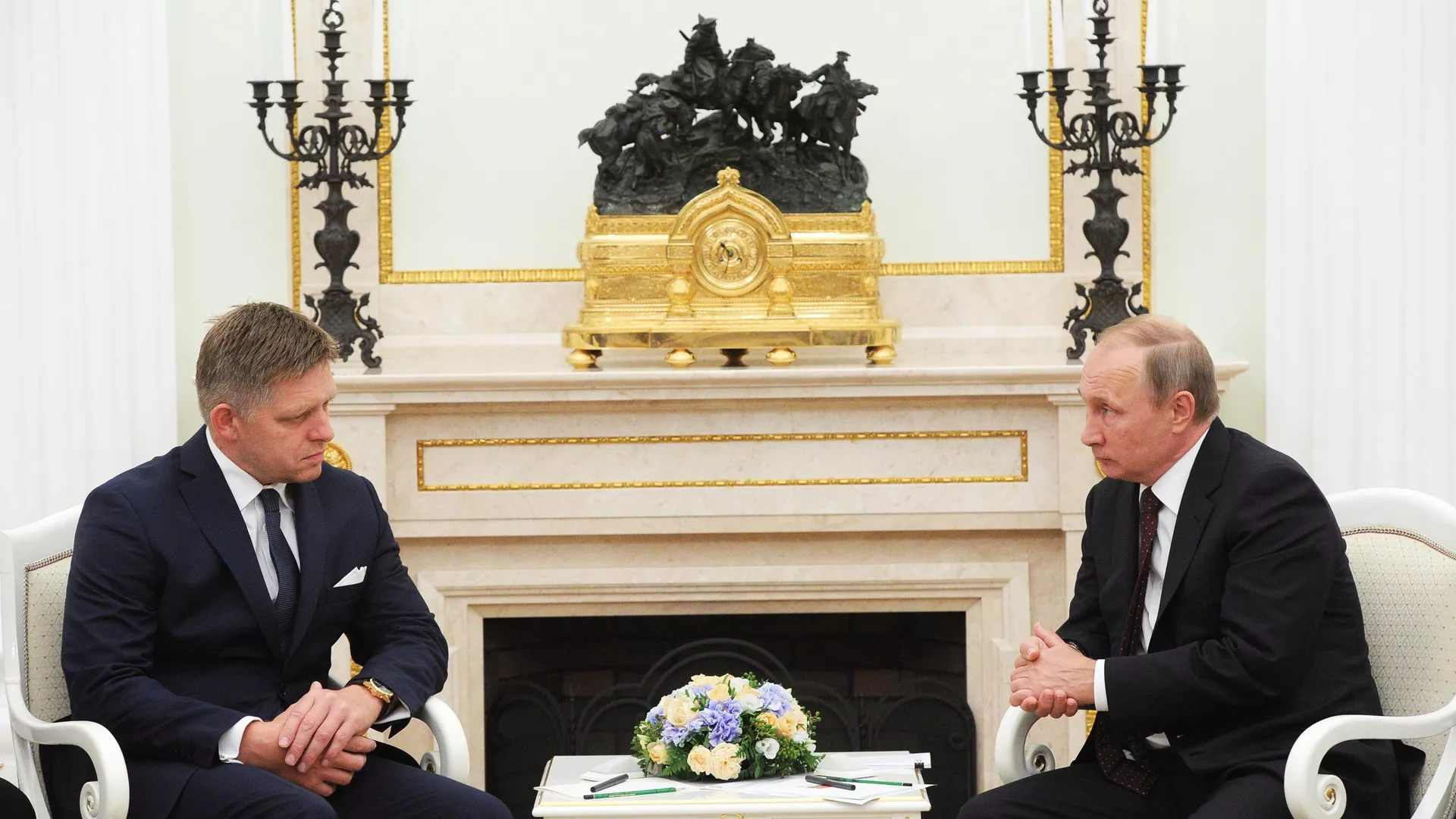 Putin and Fico Discuss Ukraine, Bilateral Ties, and Gas in Moscow