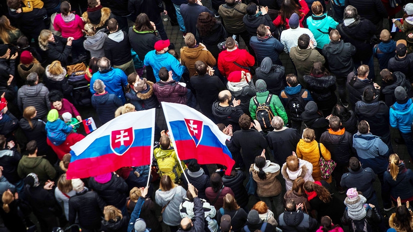 В поисках новых партнёров: в Польше раскритиковали сближение Словакии с Россией