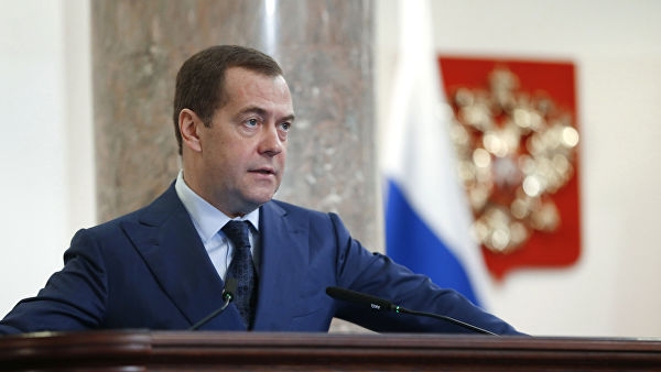 Медведев подписал постановление о создании инновационного центра МГУ