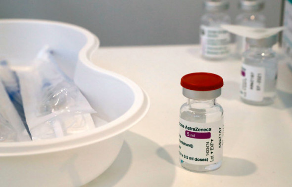 На заводе в США прекратили производство вакцины AstraZeneca