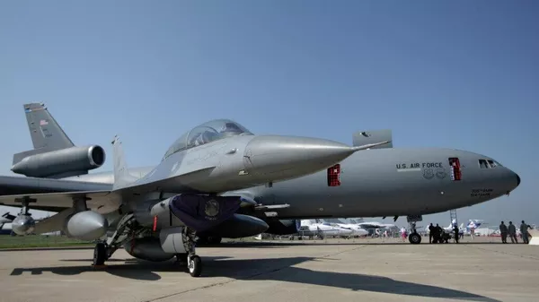 США намеренно затягивают обучение украинцев пилотированию F-16