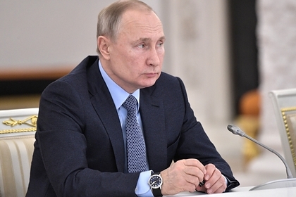 Путин повысил минимальную зарплату россиян