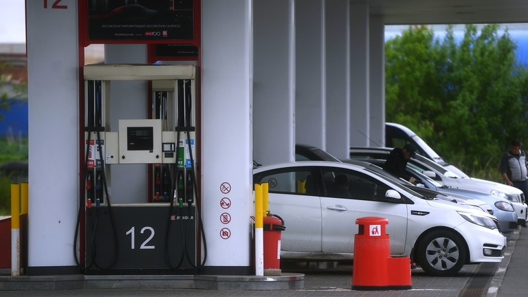 Russia bans all gasoline exports