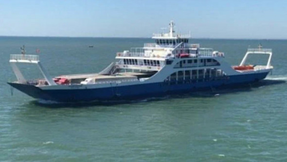 Ейск и Мариуполь связала паромная переправа через Азовское море