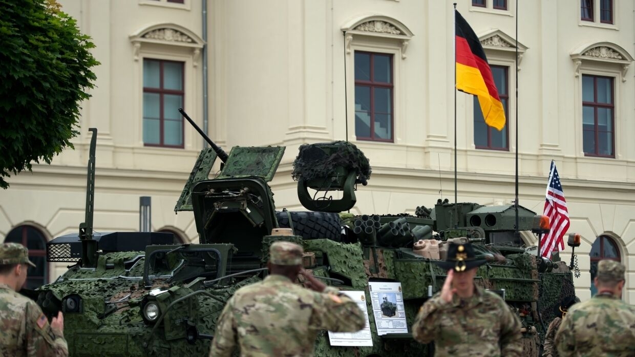 "Базы закрыть, военных выслать": Германия вводит санкции против США