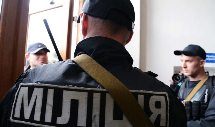 Украинские боевики совершили теракт около здания МВД в Мелитополе, пострадали двое