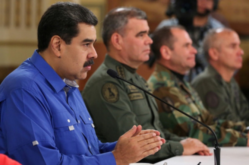 Мадуро призвал военных готовиться к войне с США