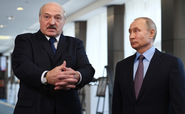 Лукашенко приказал выводить деньги из российских банков