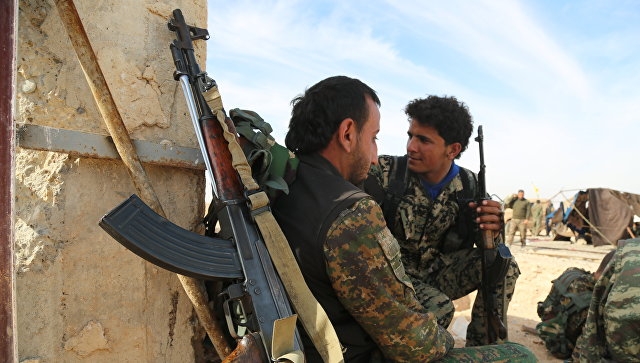 Штурм столицы ИГ: автономия курдов и война "всех против всех"
