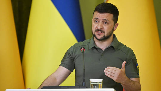 Kiev must show ‘battlefield results’ in next ten days – Zelensky