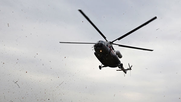 Вертолеты армейской авиации Ми-8 приступили к тушению пожаров в Сибири
