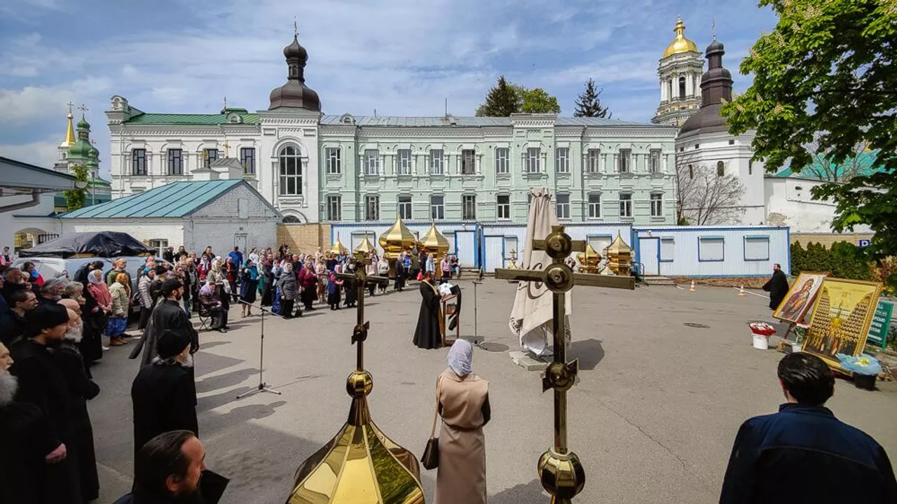Власти обязали монахов Киево-Печерской лавры покинуть обитель за три дня