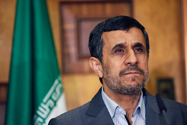 Махмуд Ахмадинежад зарегистрировался в качестве кандидата на выборы президента Ирана
