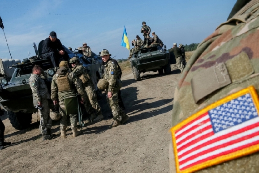 Зеленский призывает США ввести свои войска на Донбасс