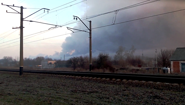 В Харьковской области горит военный склад, взрываются боеприпасы