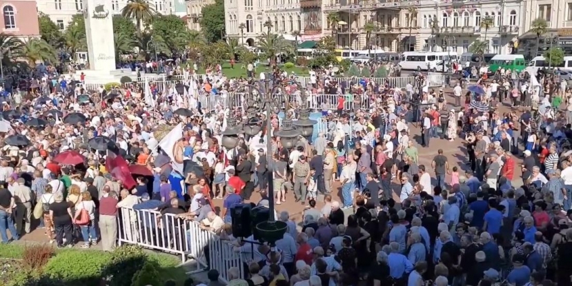 В Грузии митингуют за восстановление отношений с Россией