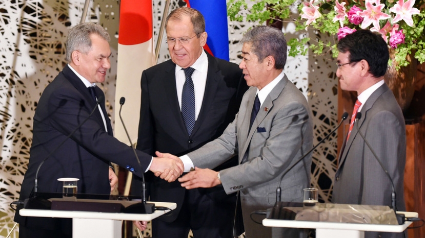 «Работают на своей суверенной территории»: Москва ответила на претензии Токио в связи с активностью ВС РФ на Курилах