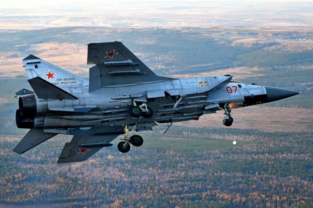 Sohu: переброска российских МиГ-31 к американским границам вызвала волнения у США