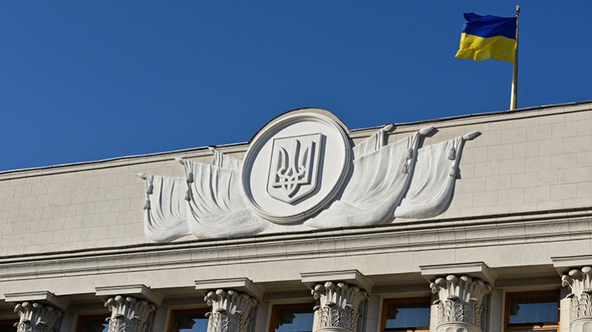 «Вопрос политической воли»: почему Киев не может наладить выплату пенсий жителям Донбасса