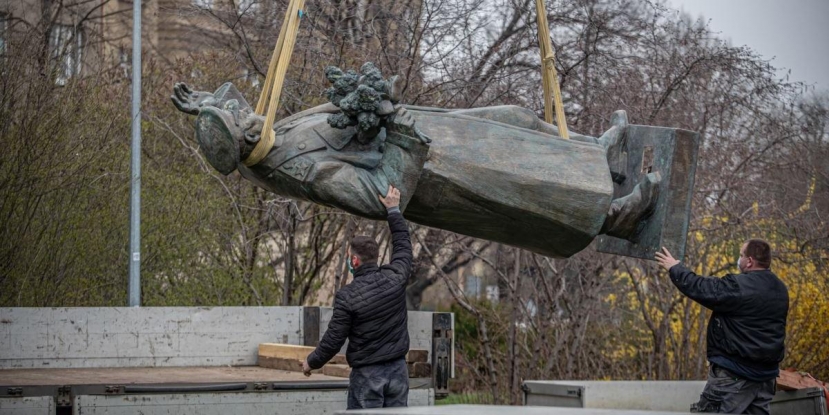 Чехия отказалась передать России снесенный памятник маршалу Коневу