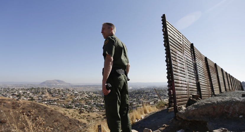 4th Century Strategy’: Senator Notes Failure of Trump Border Wall Demand