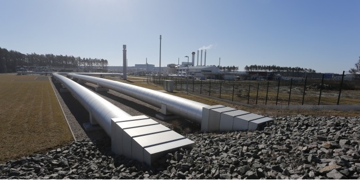 "Газпром" успел обеспечить строительство "Северного потока-2" до ввода новых санкций США
