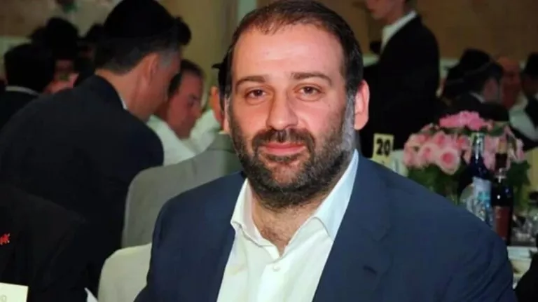 "Кошелек" Зеленского выехал в Польшу за четыре часа до обысков, пишут СМИ