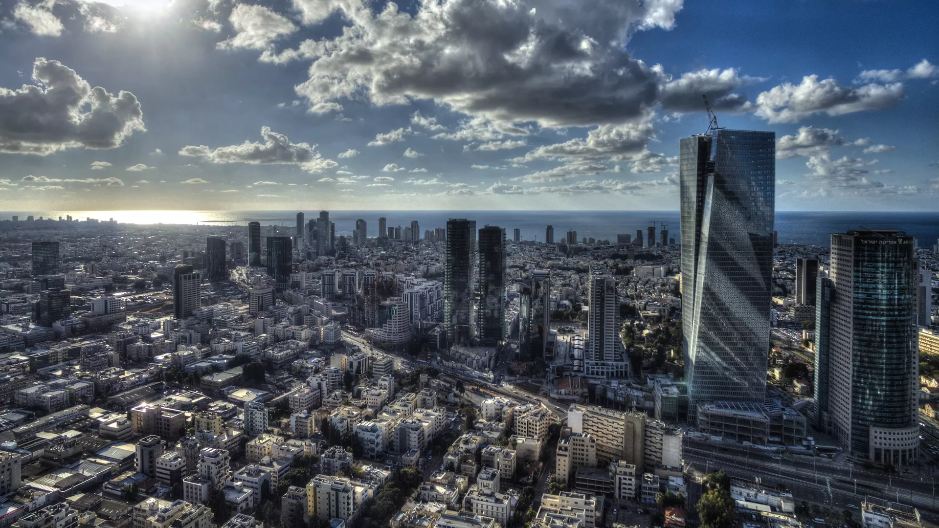 One Killed, Seven Injured in Explosion in Tel Aviv - Reports