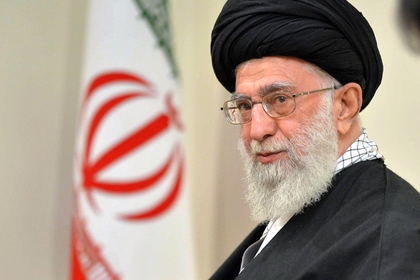 Аятолла Хаменеи рассказал о попытках США оставить Иран без комплексов С-300