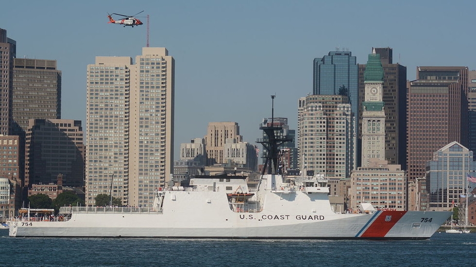 Venezuelan Navy wards off US Coast Guard ship ‘close’ to territorial waters