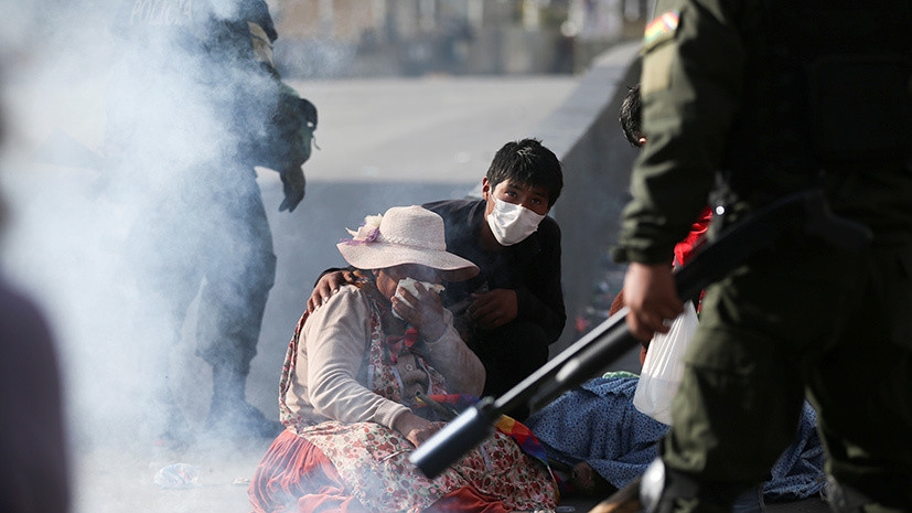 «Страна на пороге хаоса»: чем может обернуться политический кризис в Боливии