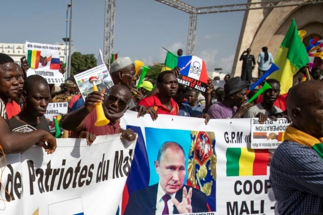 Малийцы просят ЧВК "Вагнер" выгнать французских военных из страны