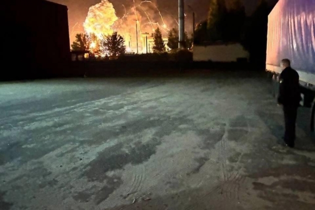 Мощный взрыв и пожар в Брянске: аэропорт в эпицентре ЧП