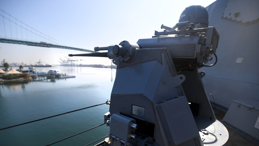 США впервые за 38 лет применили палубные пушки в Иране